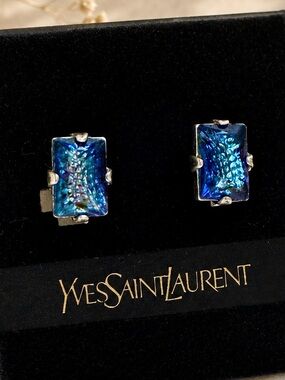 VTG NWT YSL Yves Saint Laurent Blue Iridescent Crystal Screw Back Earrings